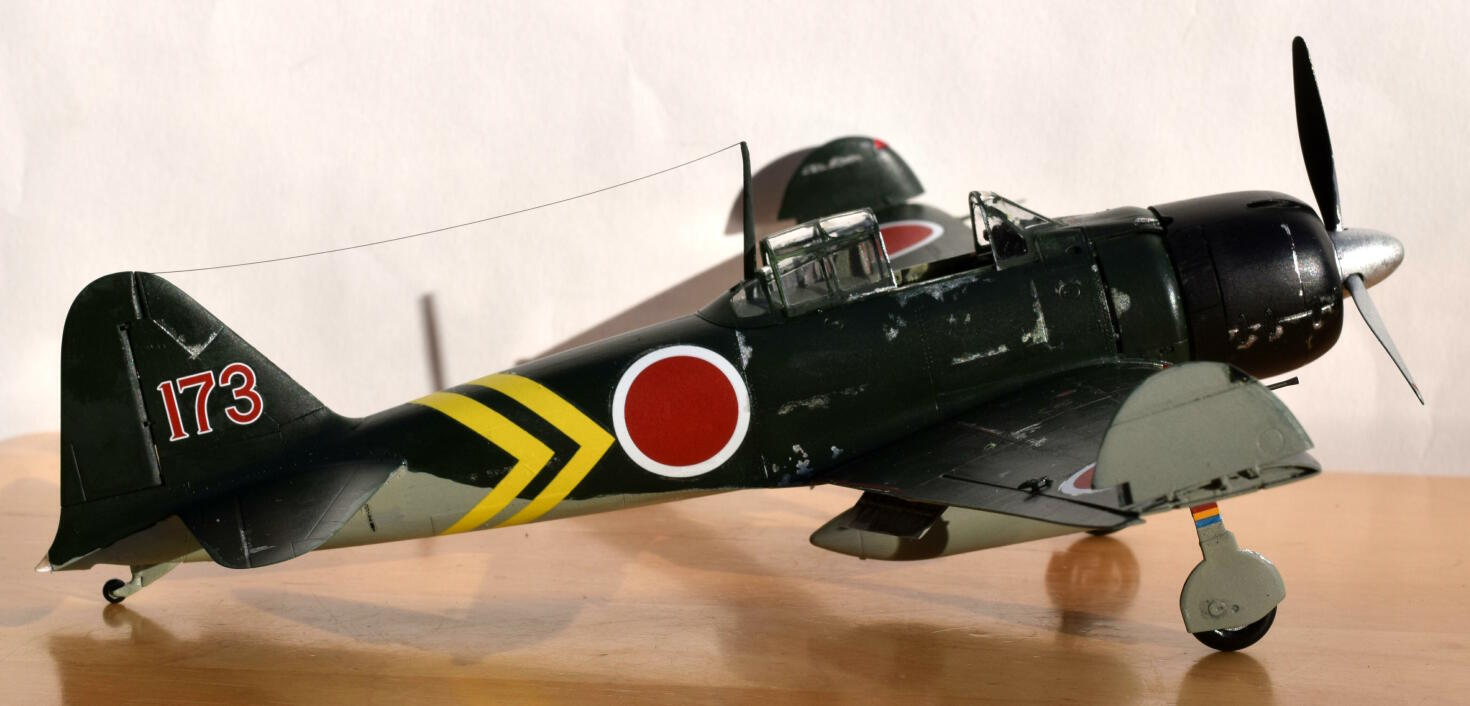 零式艦上戦闘機２２型甲　第５８２海軍航空隊　進道三郎少佐搭乗機」