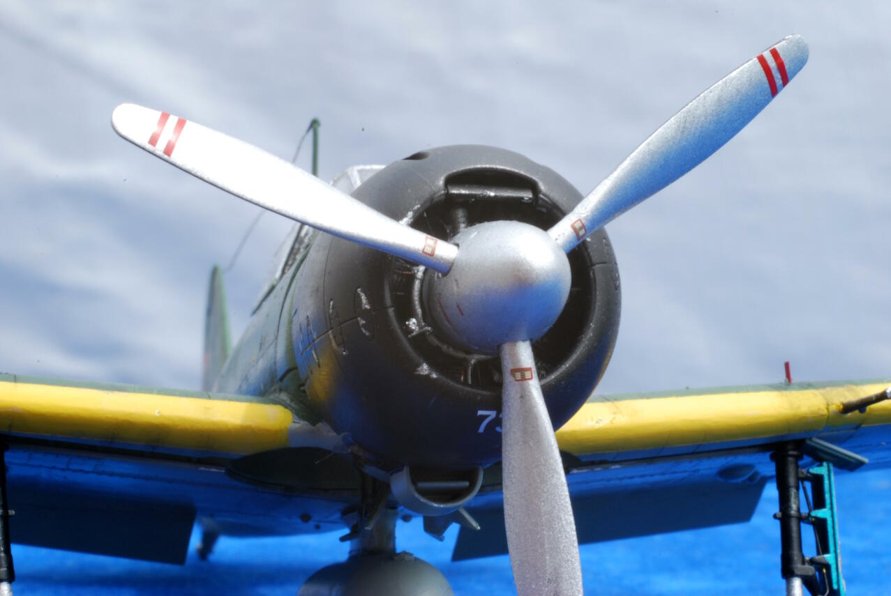 零式艦上戦闘機２２型甲　第５８２海軍航空隊　進道三郎少佐搭乗機」